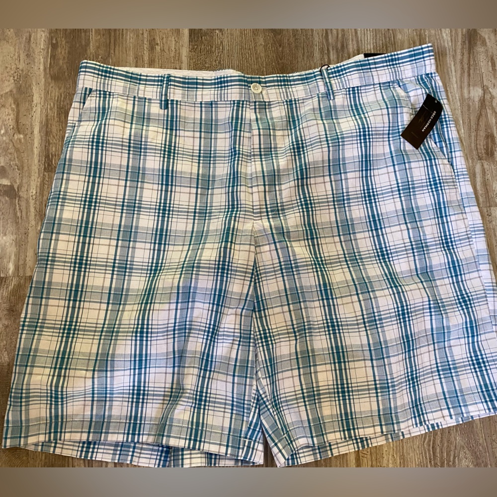 NWT Greg Norman Plaid Shorts -Size 44